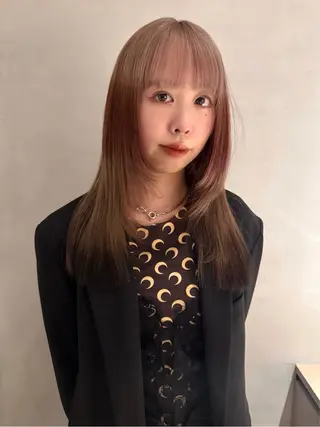 ミディアム カラー ヘアアレンジ 縮毛矯正履歴からの ブリーチ /mamiのヘアスタイル