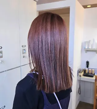 カラー セミロング ヴォートルアラモード所属・中村 えりかのヘアスタイル