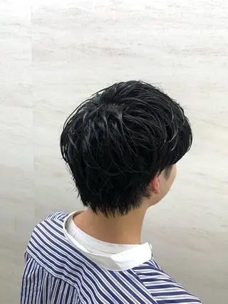 ミディアム メンズ 足立 遼太朗のヘアスタイル