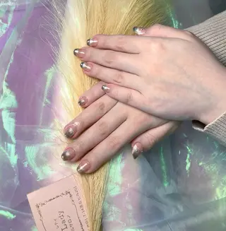 ネイル pink ladyサロン所属・べ にのネイルデザイン