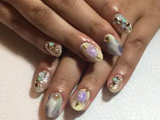 ネイル 古川 里美のネイルデザイン