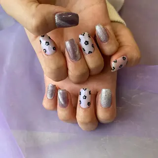 ネイル SHELL TOKYO所属・鎌田 玲奈のネイルデザイン