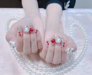 ネイル はぴねす所属・横浜 美夢のネイルデザイン