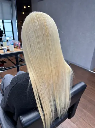 ロング カラー syuto/デザイン /ハイトーンのヘアスタイル