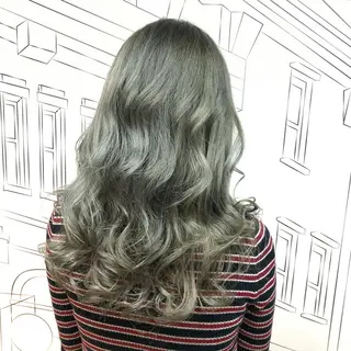 セミロング カラー レイヤー⭐️カラー ⭐️平川雅史のヘアスタイル