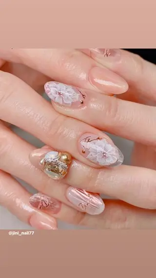 ネイル JINI NAIL所属・ジニ ネイルのネイルデザイン