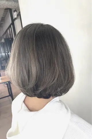 カラー MUK ムクのヘアスタイル