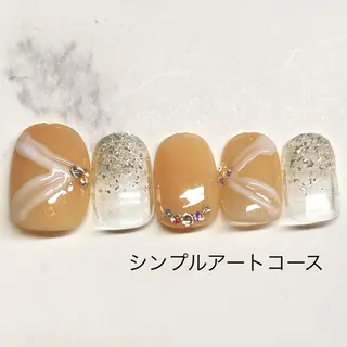 ミディアム ネイルサロン Bliss（ブリス）のネイルデザイン