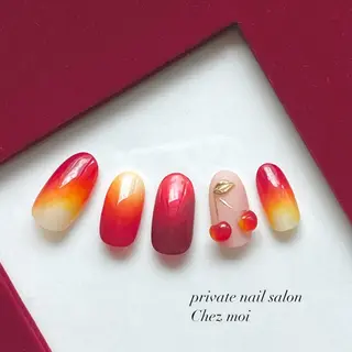 ネイル KOMINE TOMOKOのネイルデザイン