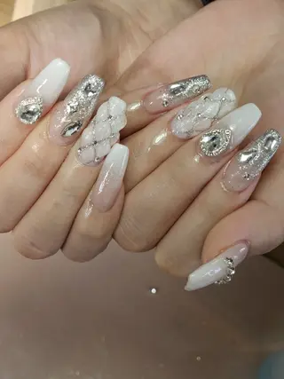 ネイル Y. Reonaのネイルデザイン