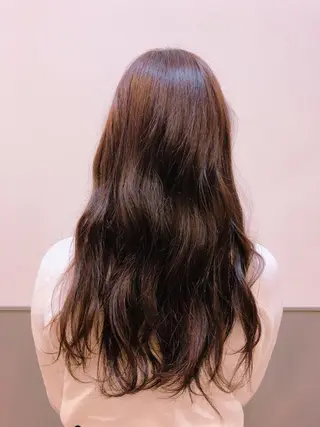 ロング カラー XXXY'S Color Flip所属・小宮 真理奈のヘアスタイル