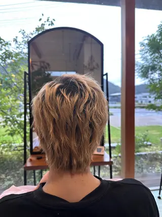 メンズ and c所属・NISHI （ニシ）のヘアスタイル