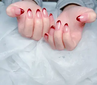 ネイル pink ladyサロン所属・べ にのネイルデザイン