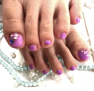 ミディアム ネイル Uchida meのネイルデザイン