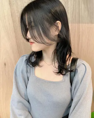 カラー 樫原裕二/レイヤー カット/透明感カラーのヘアスタイル