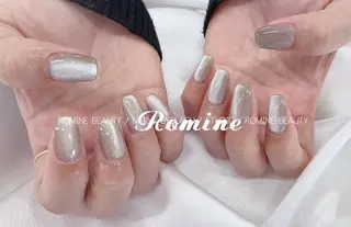 ネイル Romine所属・池田 優のネイルデザイン
