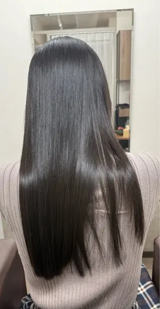 ロング 髪質改善🪽半個室 サロン新宿3丁目のヘアスタイル