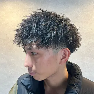 ショート カラー パーマ ヘアアレンジ メンズ 仕上がり満足度No. 1🔥BLUCK🔥のヘアスタイル