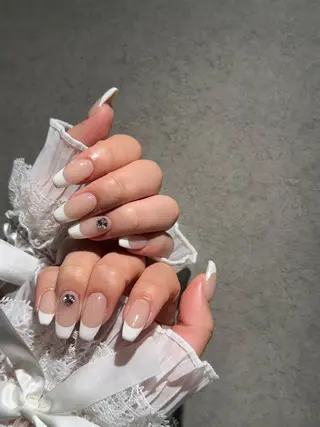 ネイル I-nailロング /ワンホン/キラキラのネイルデザイン