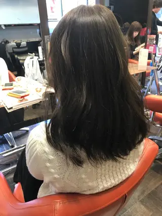 ミディアム カラー デザインカラー🌈 高木リョウのヘアスタイル