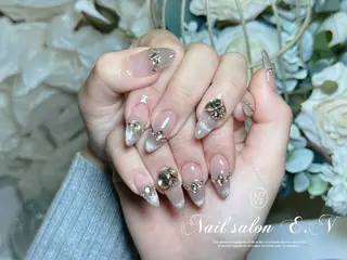 ネイル E.N🦋 長さ出し/持ち込みのネイルデザイン