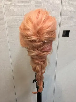 ロング ヘアアレンジ TREASTAR所属・松永 真弥のヘアスタイル