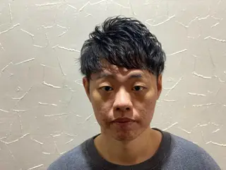 ショート パーマ メンズ 浅見 天翔のヘアスタイル