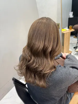 セミロング カラー 透明感カラー/パーマ 🌀アオノのヘアスタイル