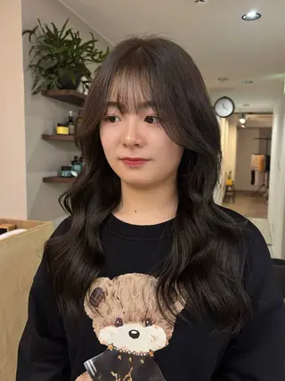 ロング カラー 權軒 真尋のヘアスタイル