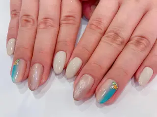 ネイル 酒井 美由紀のネイルデザイン