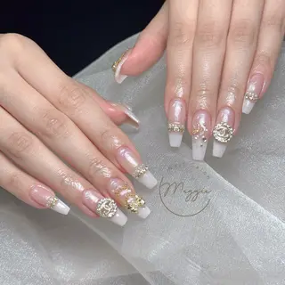 ネイル Maggie Nail🦩のネイルデザイン