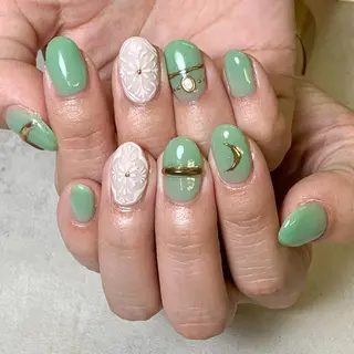 ネイル atelier　FIORITURA所属・FIORITURA aiのネイルデザイン