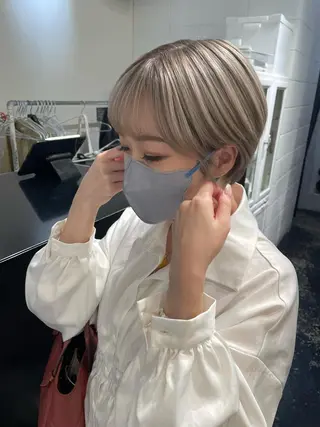 ショート カラー パーマ ヘアアレンジ メンズ キッズ ネイル マツエク・マツパ アイブロウ 艶ハイトーン/ヘア アレンジAYAKAのヘアスタイル