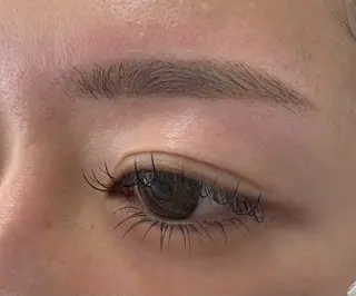 アイブロウ ひぐち ともこのマツエク・マツパデザイン