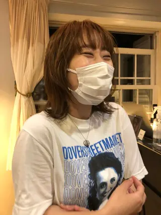 ミディアム カラー NOUN所属・eri kinjoのヘアスタイル