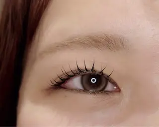 マツエク・マツパ 米倉 五織のネイルデザイン