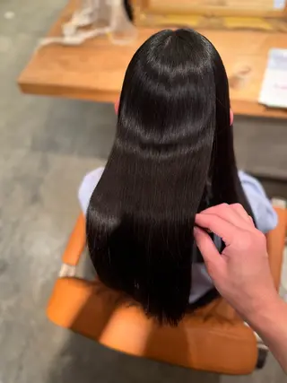 ロング 髪質改善／美髪矯正 林田和真のヘアスタイル