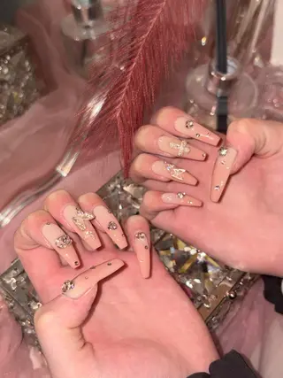 ネイル vinaka所属・趙 美伶のネイルデザイン