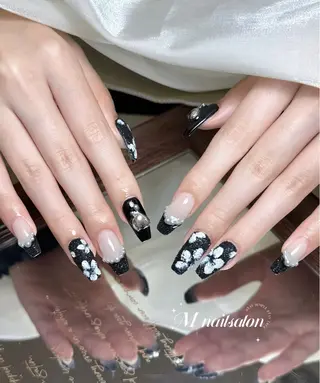 ネイル M🌷nail 長さだし専門店のネイルデザイン