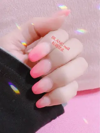 ネイル BLANC （ブラン）のネイルデザイン