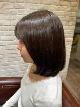 ミディアム カラー 野口 菜緒のヘアスタイル