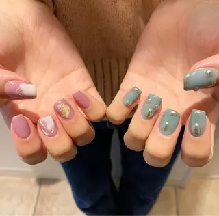 ネイル 佐藤 穂乃香のネイルデザイン