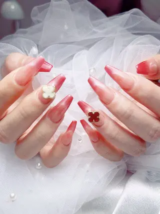 ネイル ネイルサロンロータス (渋谷店)のネイルデザイン