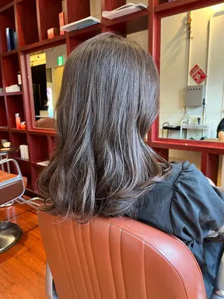 ミディアム カラー mulum所属・髪質改善/艶髪/韓国 ヘア[マンツーマン]のヘアスタイル