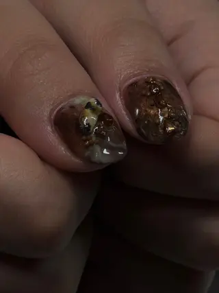 ネイル Be Colorful 新宿店所属・岩井 柚樹のネイルデザイン