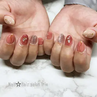 ネイル Hair salon Irie所属・與儀 知佳のネイルデザイン
