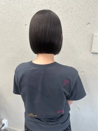 ショート 透明感ダブルカラー/ 諸岡ひばりのヘアスタイル