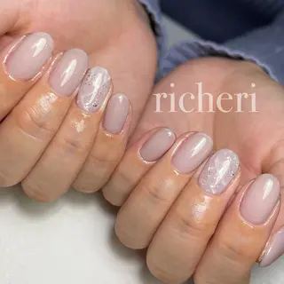 ミディアム ネイル richeri beautyのネイルデザイン