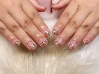 ネイル Amoureuse Satomiのネイルデザイン