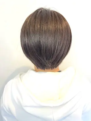 ショート カラー The book hand salon所属・伊藤 さやかのヘアスタイル